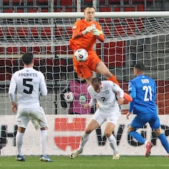 Hein, prácticamente, dice adiós