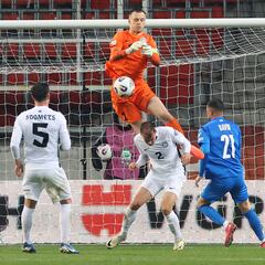 Autogol y lesión de Hein; Grillitsch y Nikitscher se la juegan