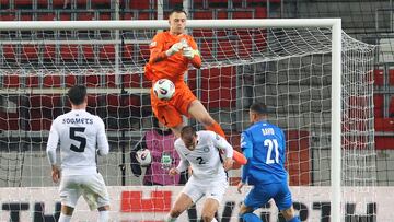 Soccer Football - World Cup - European Qualifiers - Group I - Israel v Estonia - Nagyerdei Stadion, Debrecen, Hungary - March 22, 2025 Estonia's Karl Hein in action REUTERS/Bernadett Szabo
