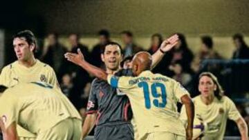 <b>EXPLOTAN. </b>El arbitraje sufrido en Sevilla ha colmado el vaso de la paciencia del Villarreal.