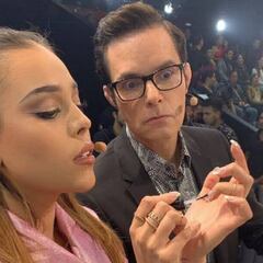 Danna Paola siguió con el tema 'Gibrán' en Instagram y Twitter