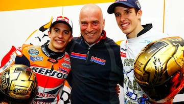 Suppo junto a los M&aacute;rquez tras sus respectivos t&iacute;tulos de 2014.