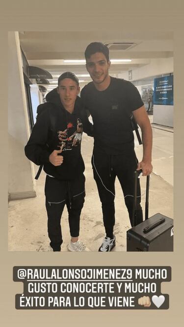 Marcelo Flores presumió foto con Raúl Jiménez