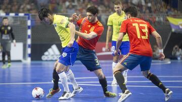 Imagen del partido amistoso entre las selecciones de fútbol sala de España y Brasil.