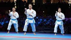 Lete recibe a la selección de karate tras su éxito europeo