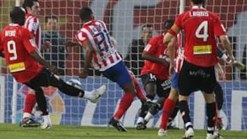 <b>AUTOGOL DE PEREA. </b>Perea remata a gol en su propia portería en un Mallorca-Atlético de la temporada 2009-10.