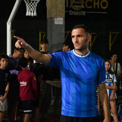 Lucas Pérez y Manuel Pablo, entre los protagonistas del videoclip de ‘Nos van a ver volver’