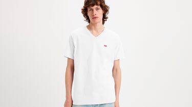 Cambia de ¡®look¡¯ con esta camiseta Levi¡¯s de cuello de pico