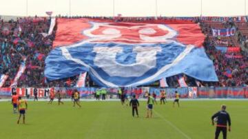 Colo Colo y la U vibraron con sus hinchas