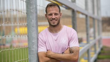 Javi Castellano: "El fútbol es secundario; hay gente que necesita los test antes que nosotros"