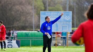 Cristóbal Parralo, en un entrenamiento del Racing de Ferrol.