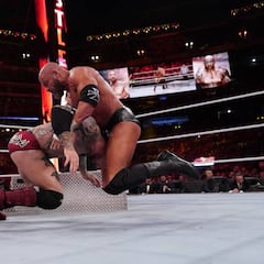 Triple H venga a Ric Flair al ganar a Batista en WrestleMania 35