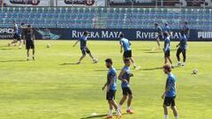 Rub&eacute;n Duarte, junto a Lucas V&aacute;zquez y Jos&eacute; Alberto Ca&ntilde;as, en el entrenamiento de este jueves.