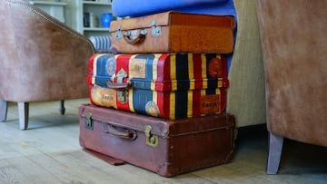 An old suitcase was found in a Texas basement. Inside was a very striking natural phenomenon.