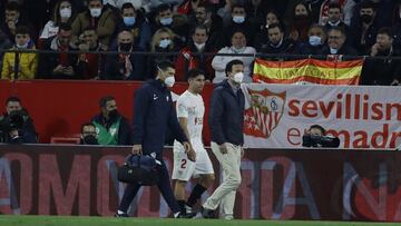 Montiel se marcha lesionado ante el Atl&eacute;tico.