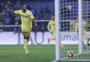 2-0. Bakambu celebró el segundo gol.