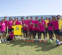 La plantilla de la UD Las Palmas muestra su apoyo a Kyle Kuric
