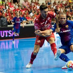 El Barça pone fin a la era Duda y luchará por el título de Liga