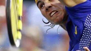 Ferrer se retira y pasa Nadal