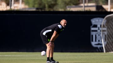 Pitu Abelardo, Primer entreno de la temporada 24/25 del FC Cartagena, ciudad deportiva José Ma Ferrer, La Manga Club, Cartagena, Region de Murcia, 10 Julio 2024
