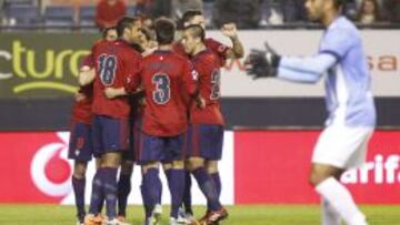 Osasuna apea al Málaga tras un autogol de Weligton a los 32''