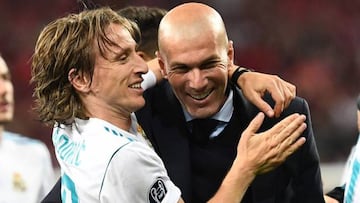 Zidane despide a Lucas y Modric