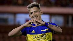 BUENOS AIRES, ARGENTINA - OCTOBER 16:  Luis Vazquez of Boca Juniors celebrates after scoring the second goal of his team during a match between Huracan and Boca Juniors as part of Torneo Liga Profesional 2021 at Tomas Adolfo Duco Stadium on October 16, 2021 in Buenos Aires, Argentina. (Photo by Marcelo Endelli/Getty Images)