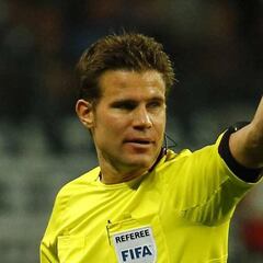 El alemán Felix Brych pitará la ida del Liverpool-Roma