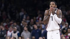 Kyrie Irving se lamenta durante un partido de los Brooklyn Nets de la NBA