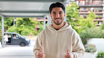 Carlos Soler ya está en San Sebastián para firmar por la Real Sociedad.