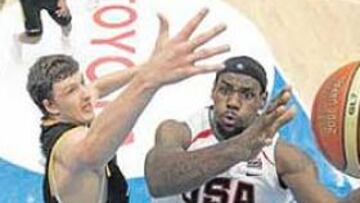 <b>LEBRON JAMES. </b>Ataque inapelable del alero de Cleveland, que consiguió 13 puntos ante Alemania.