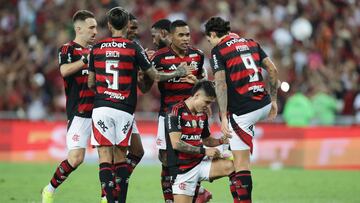 Soccer Football - Brasileiro Championship - Flamengo v Fortaleza - Estadio Maracana, Rio de Janeiro, Brazil - June 1, 2025 Flamengo's Luiz Araujo celebrates scoring their fifth goal REUTERS/Ricardo Moraes