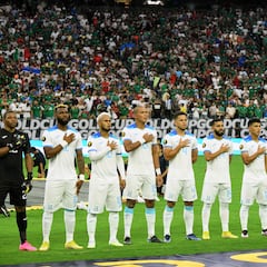 Honduras deja varios registros negativos tras goleada ante México en Copa Oro