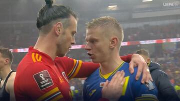 Un detalle que honra a Bale y a toda su selecci車n: esto despu谷s del partido fue muy emocionante