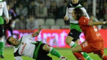 Marcelino se estrena con una victoria trepidante