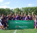 Colina Clinic El Salvador se impone 58-7 a Sant Cugat y levanta su primera Supercopa Iberdrola