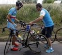 Los favoritos del Tour 'tunean' las bicicletas para las piedras