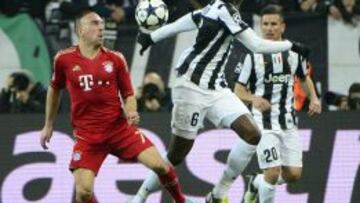 Pogba, junto a Ribery, en la eliminatoria de cuartos ante el Bayern.