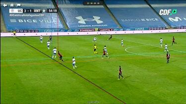 El polémico cobro del VAR en el gol anulado de Figueroa a la UC