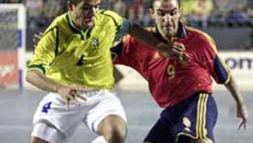 <b>REFUERZO DE CALIDAD.</B> El Caja Segovia se ha reforzado con un jugador de calidad contrastada.