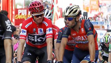Chris Froome y Vincenzo Nibali llegan a la meta de Gijón en la 19ª etapa de la Vuelta a España 2017.