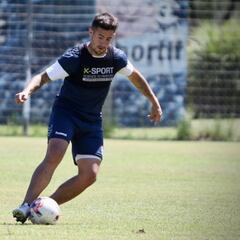 Holgado entrenó en otro club y le ponen precio para su venta a la U