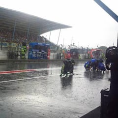 ¿Radio en MotoGP? Márquez vota que no y Rossi que sí