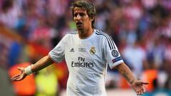 Real Madrid outcast Coentrao defends Zidane