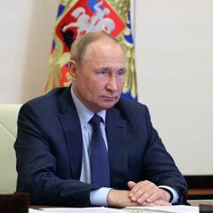 Russian tycoon Boris Mints attacks Putin