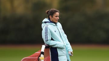 Renée Slegers, en el último entrenamiento del Arsenal antes de medirse con el Real Madrid.
