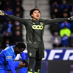 Standard de Lieja hiló dos victorias en los playoffs