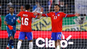 El nuevo rol que podría tener Medel en la Roja de Lasarte