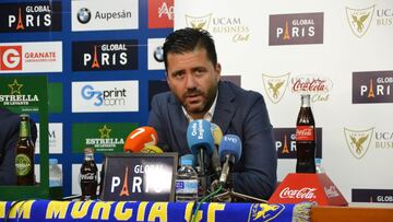 27/06/17 PEDRO REVERTE DIRECTOR DEPORTIVO DEL UCAM MURCIA DURANTE LA PRESENTACION DE LLUIS PLANAGUMA COMO NUEVO ENTRENADOR DEL UCAM 