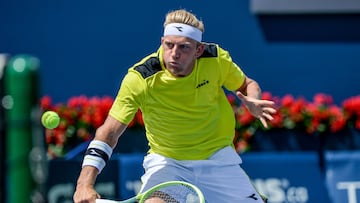 Toronto (Canada), 11/08/2023.- Alejandro Davidovich Fokina of Spain in action against Mackenzie McDonald of the US during the men's quarter-final match at the 2023 National Bank Open tennis tournament in Toronto, Canada, 11 August 2023. (Tenis, España) EFE/EPA/EDUARDO LIMA
